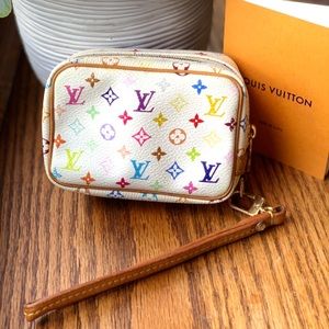 Louis Vuitton wapity wristlet